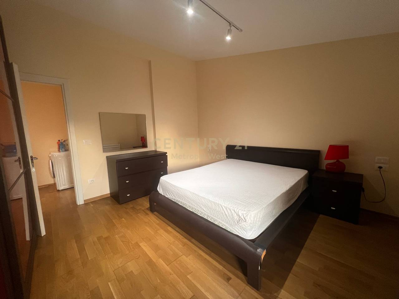 Apartament 2+1 për Qira, Fakulteti i Inxhinierisë!