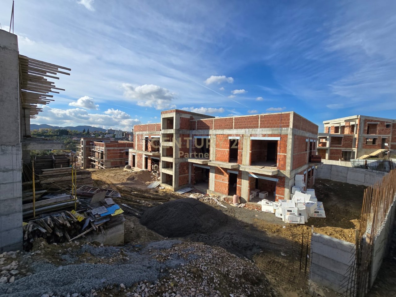 OKAZION! APARTAMENT 3+1+2 NE FARKE
OPSION KLERINGU