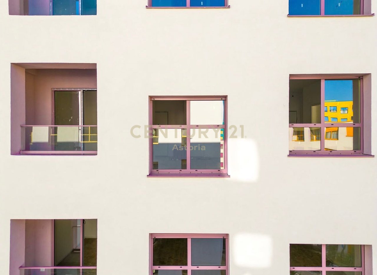 COMMERCIAL SPACE FOR RENT + PARKING SPACE AT KADIU RESIDENCE