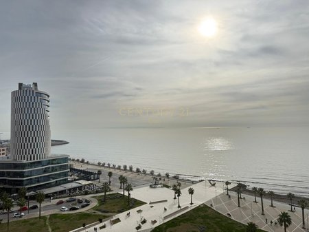 Shitet Apartament 2+1 me Pamje nga Deti në Vollga