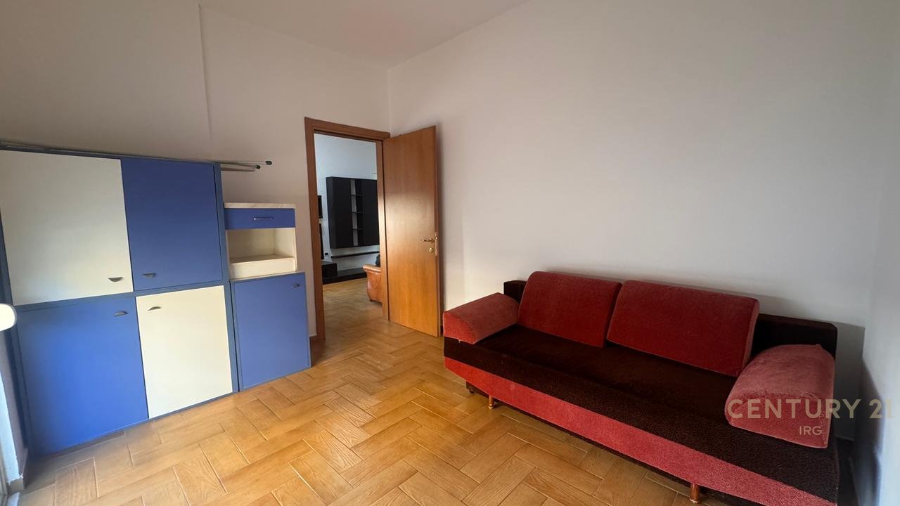 2+1 apartment for rent in the Myslym Shyri area, on Him Kolli Street!