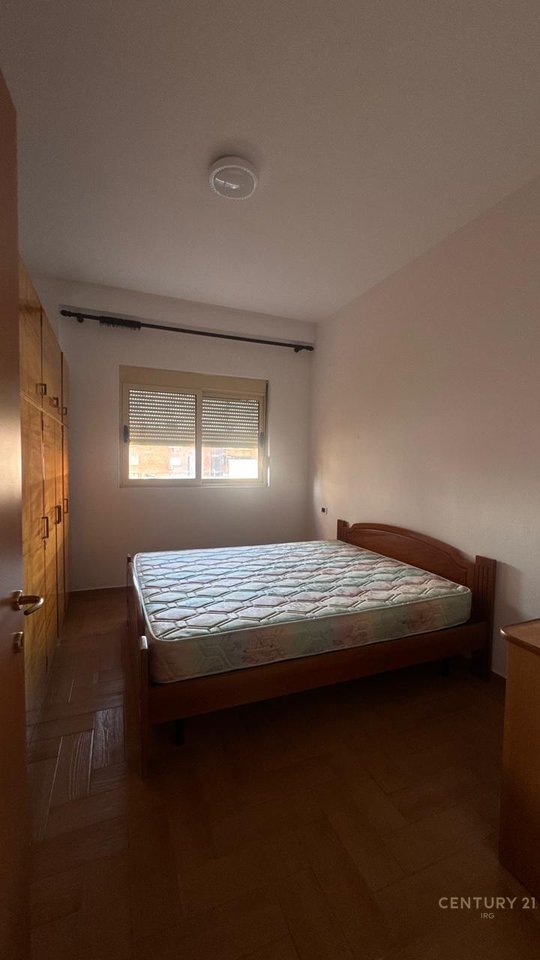 2+1 apartment for rent in the Myslym Shyri area, on Him Kolli Street!