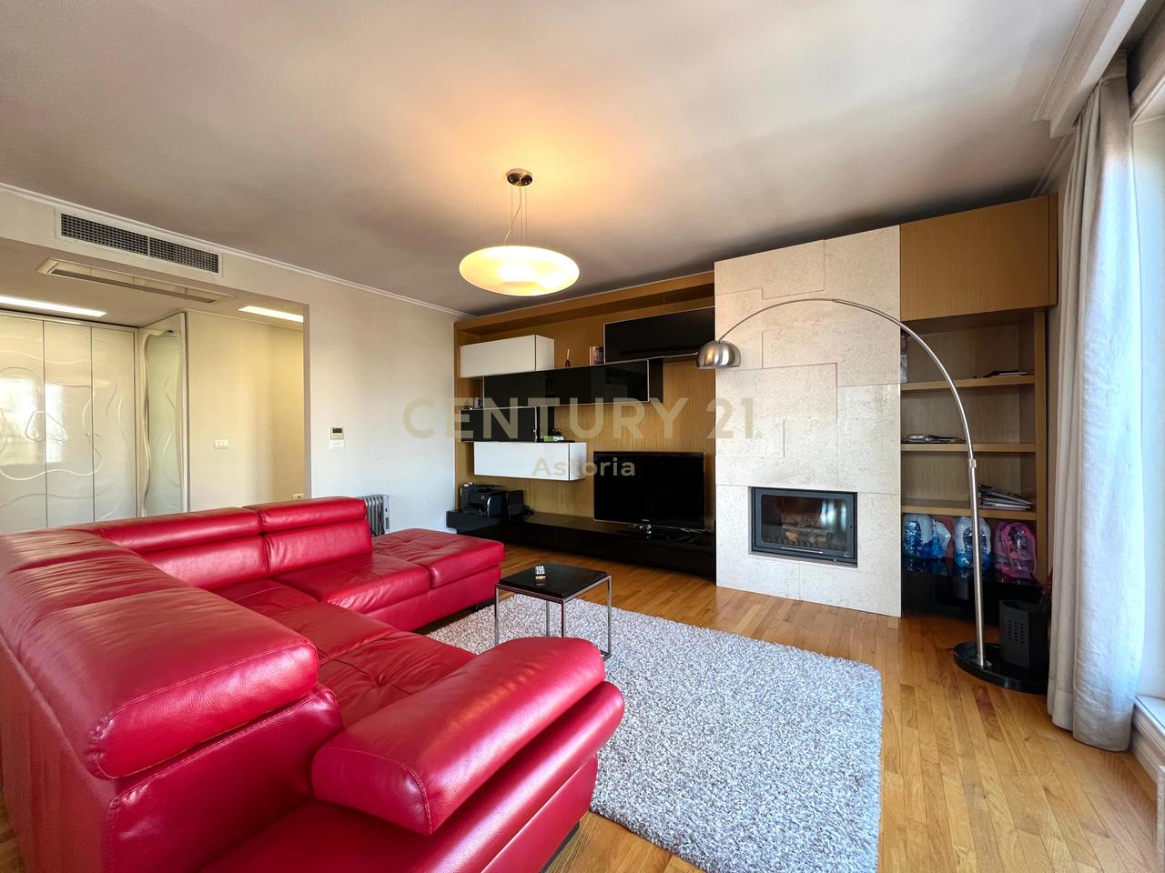 JEPET ME QIRA APARTAMENT PREMIUM 2+1+2 NE ZEMER TE BLLOKUT.