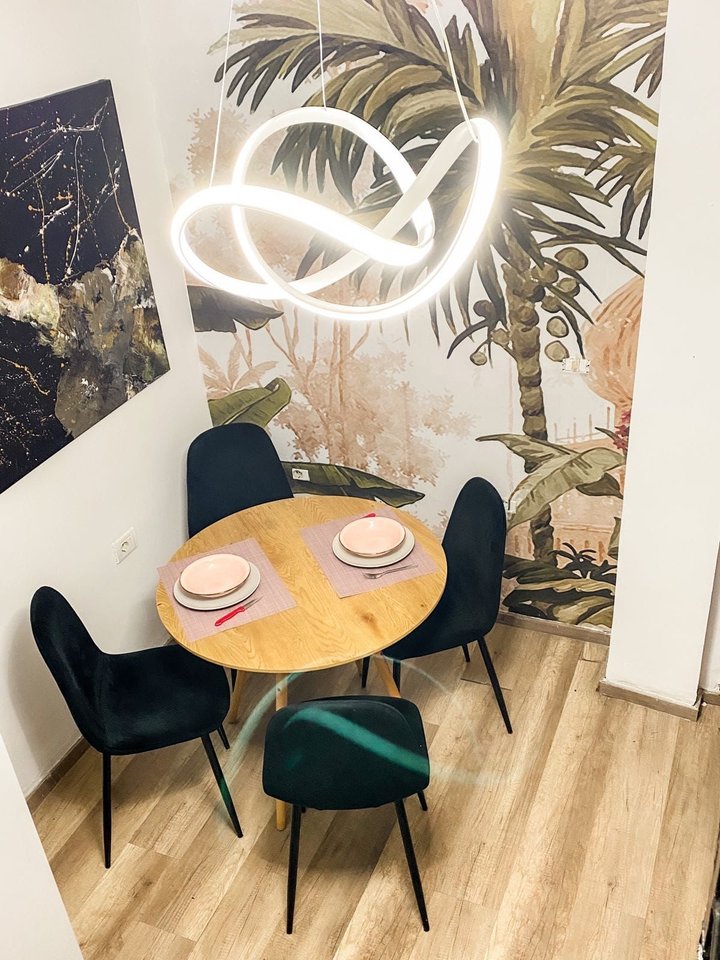 RRUGA E BARRIKADAVE, APARTAMENT 1+1