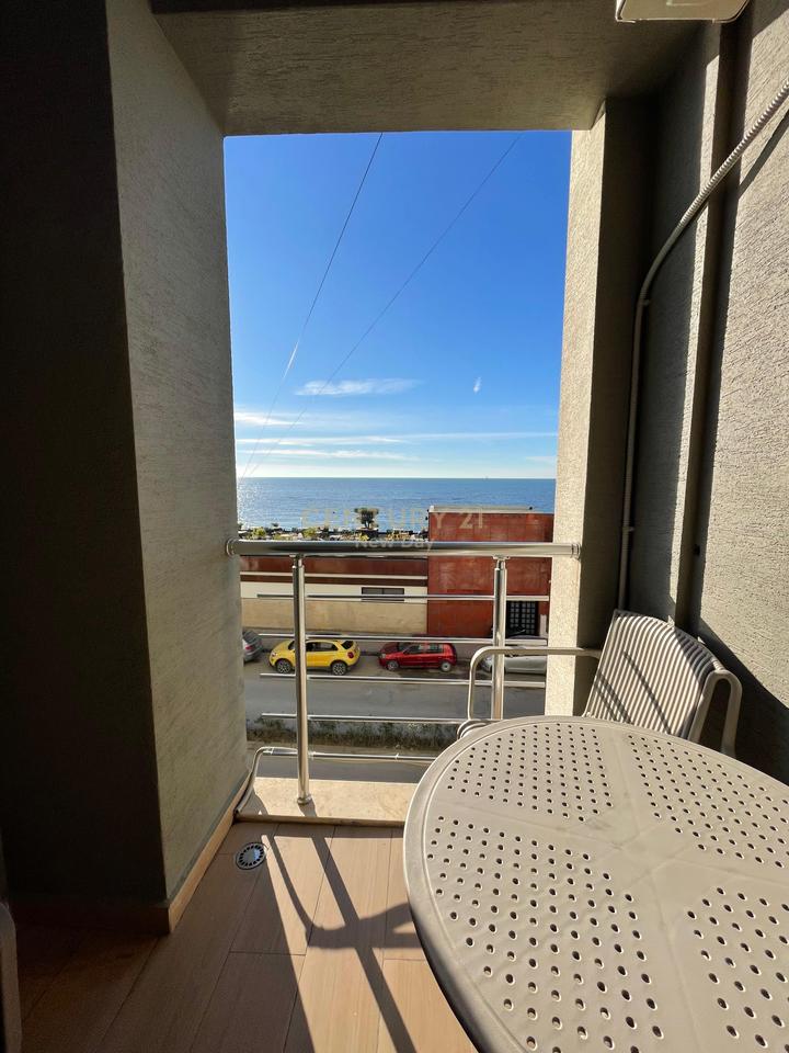 JEPET APARTAMENT ME QIRA 2+1+2 ME PAMJE DETI NE CURRILA!