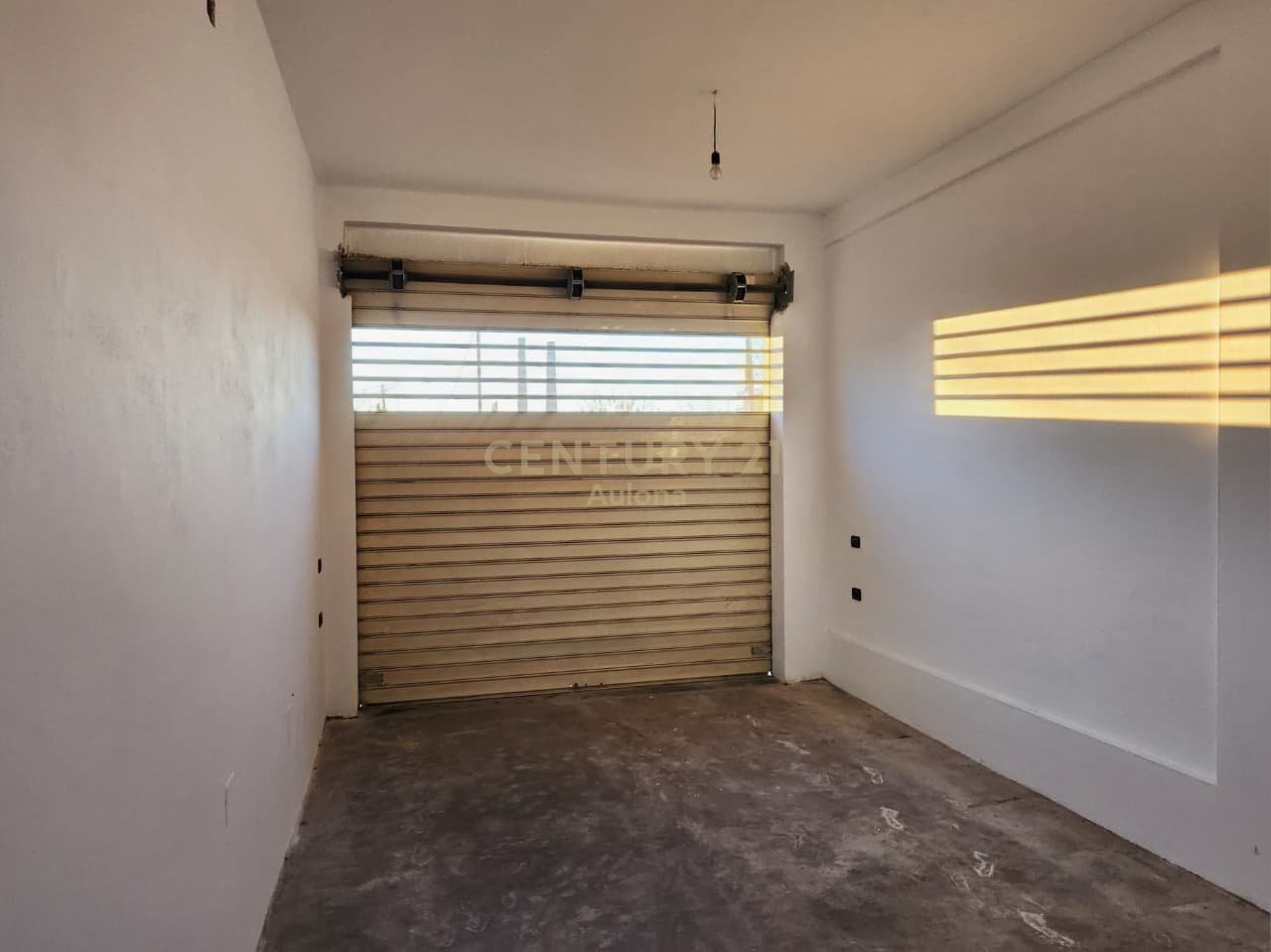 Shtëpi Private 3-Katëshe me Qira në Vlorë