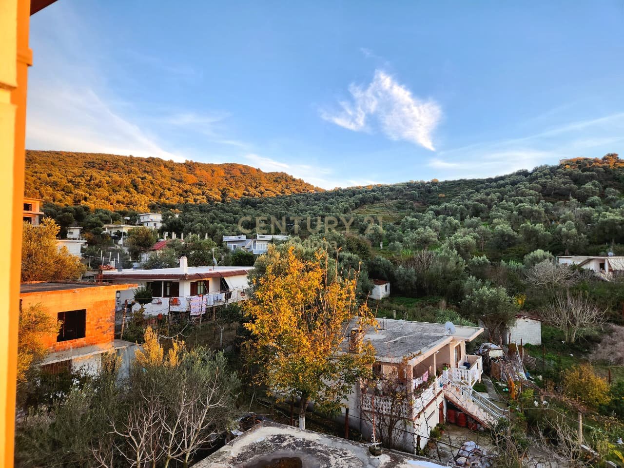 Shtëpi Private 3-Katëshe me Qira në Vlorë