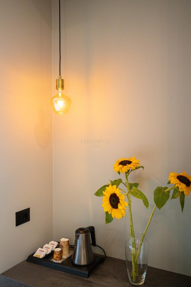 In Vendita: Mini Hotel di Lusso, Vicino al Centro Storico di Vlora