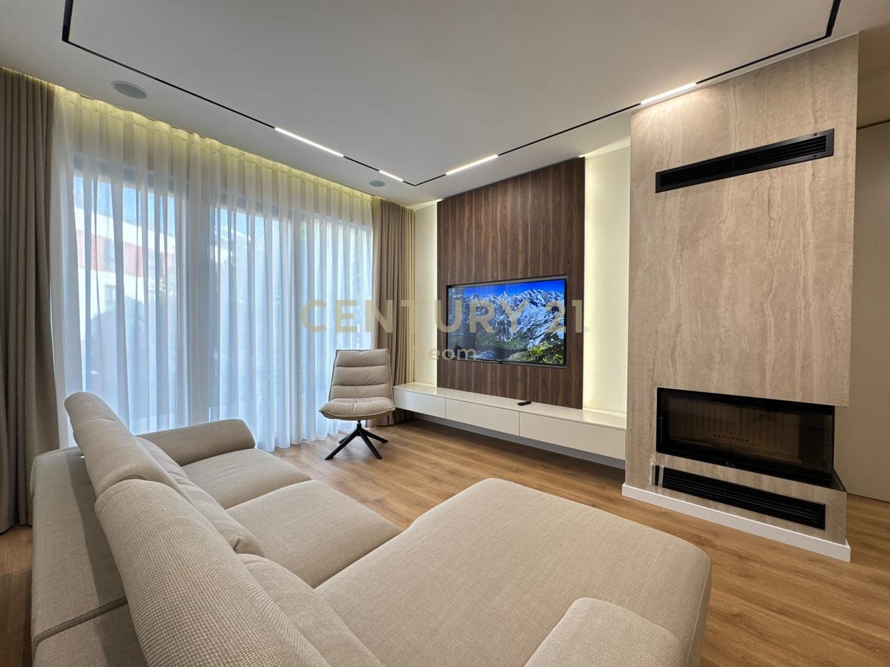 QIRA, PREMIUM APARTMENT 2+1+2+YARD with PARKING SPACE ‼️