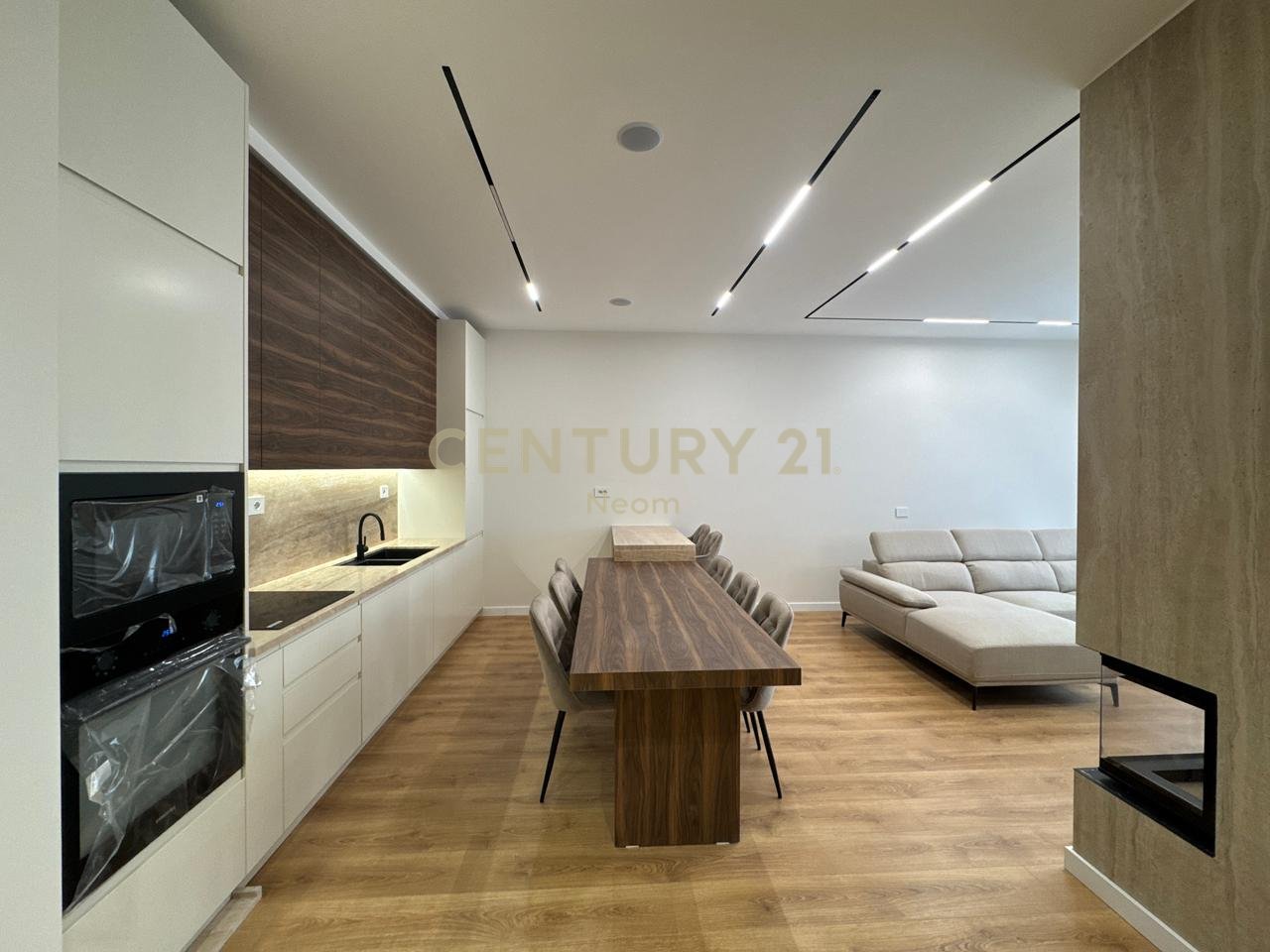 QIRA, PREMIUM APARTMENT 2+1+2+YARD with PARKING SPACE ‼️