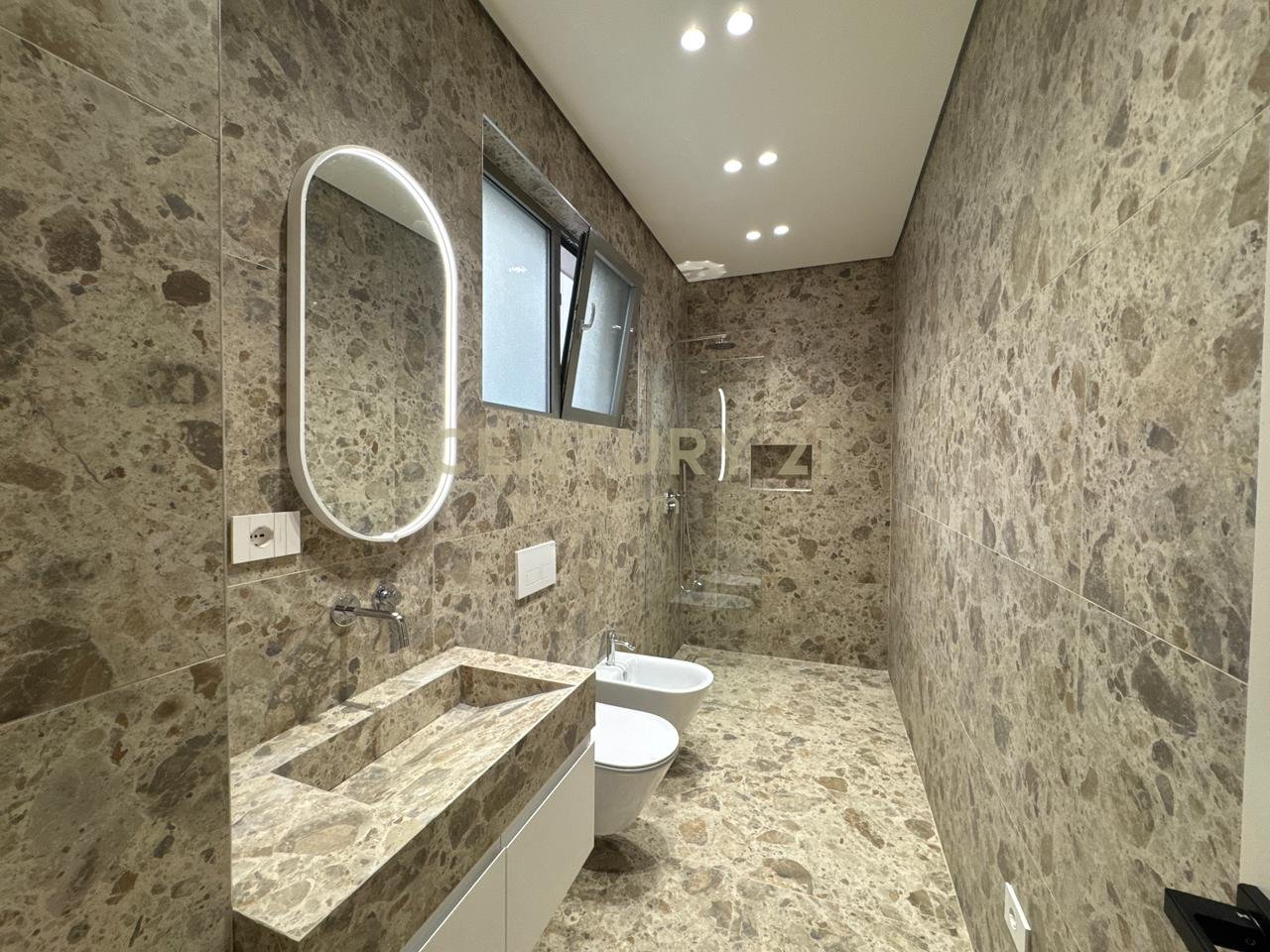 QIRA, PREMIUM APARTMENT 2+1+2+YARD with PARKING SPACE ‼️