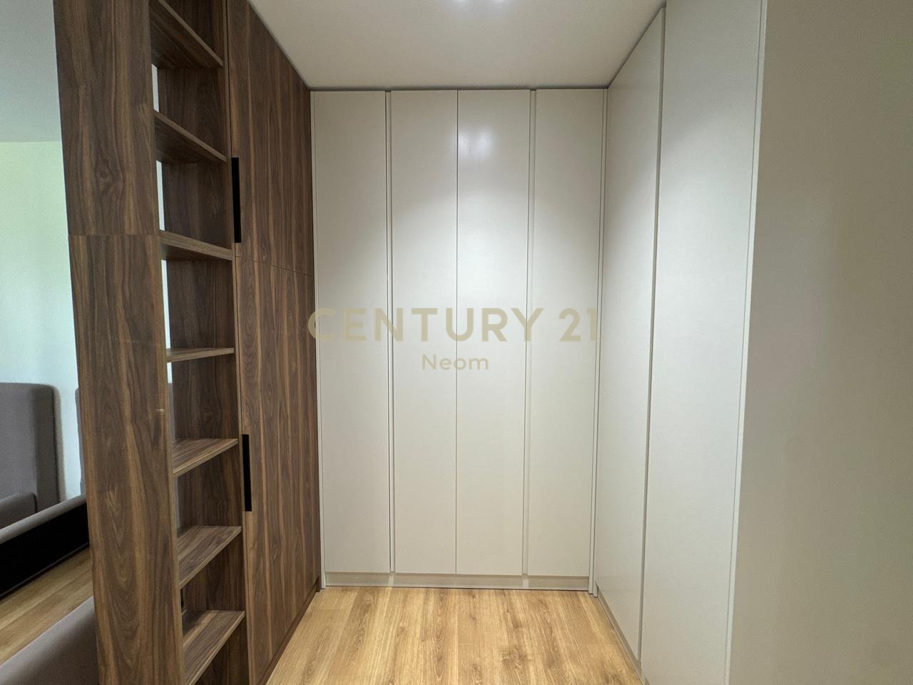 QIRA, PREMIUM APARTMENT 2+1+2+YARD with PARKING SPACE ‼️