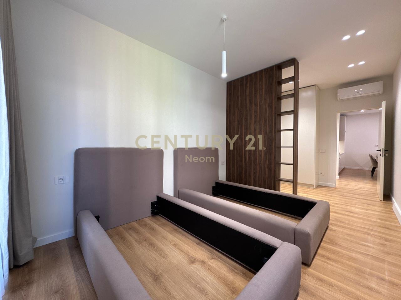 QIRA, PREMIUM APARTMENT 2+1+2+YARD with PARKING SPACE ‼️