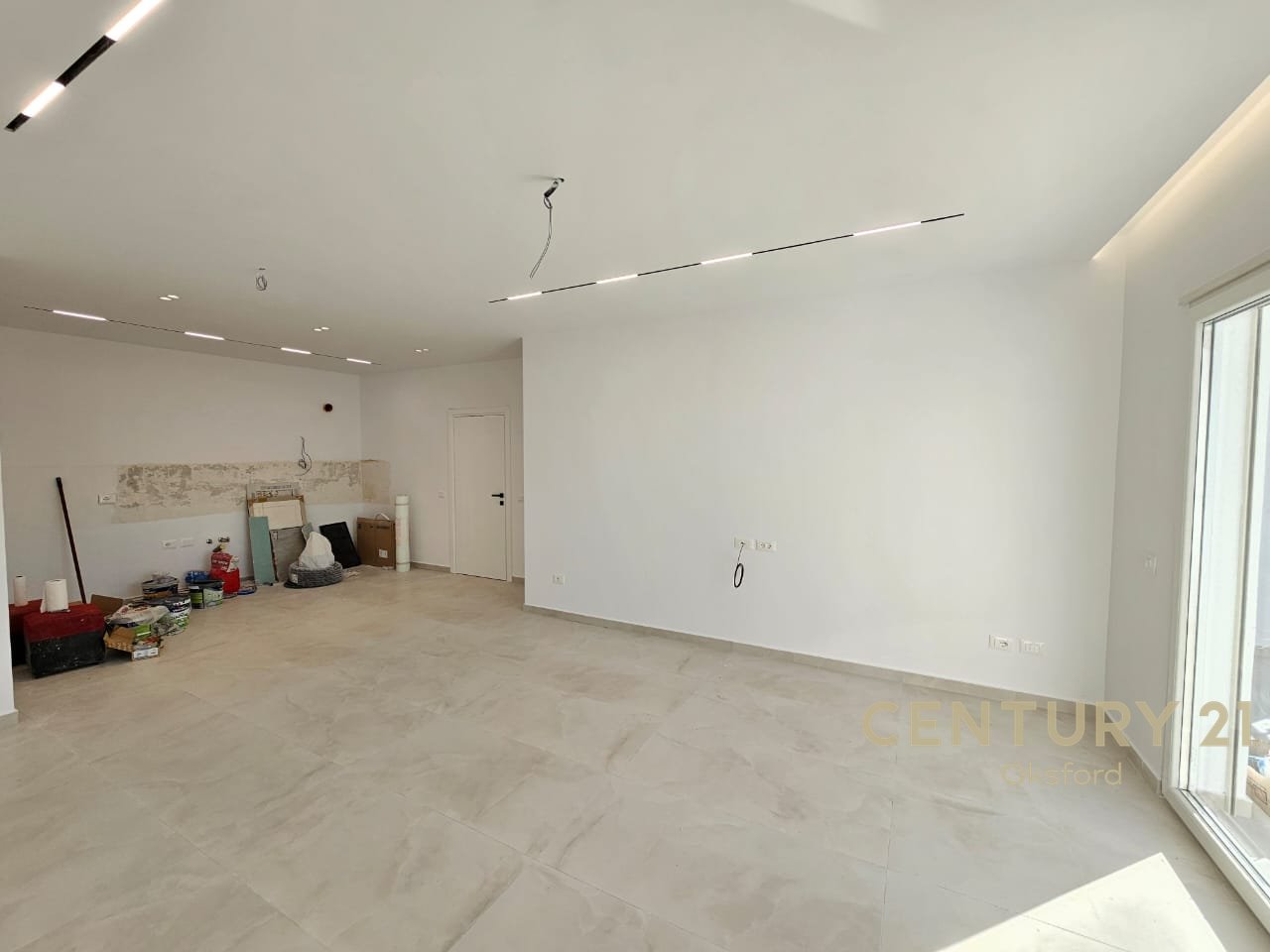 FRESH, TOTALLY RENOVATED APARTMENT FOR SALE WITH QUALITY MATERIALS