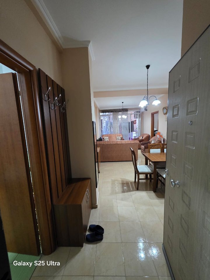 Apartament 2+1 Për Shitje në Fresku, Tiranë - 12000000 milion te reja ose 120 milion te vjetra  | 83.6 m²