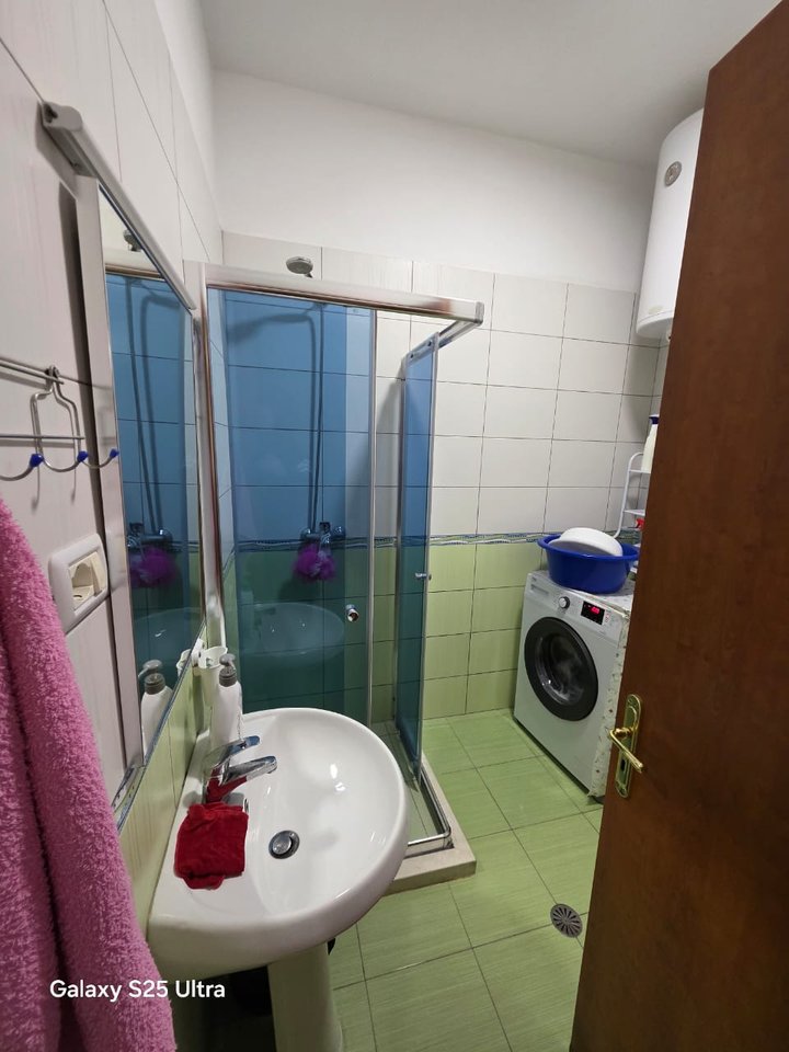 Apartament 2+1 Për Shitje në Fresku, Tiranë - 12000000 milion te reja ose 120 milion te vjetra  | 83.6 m²