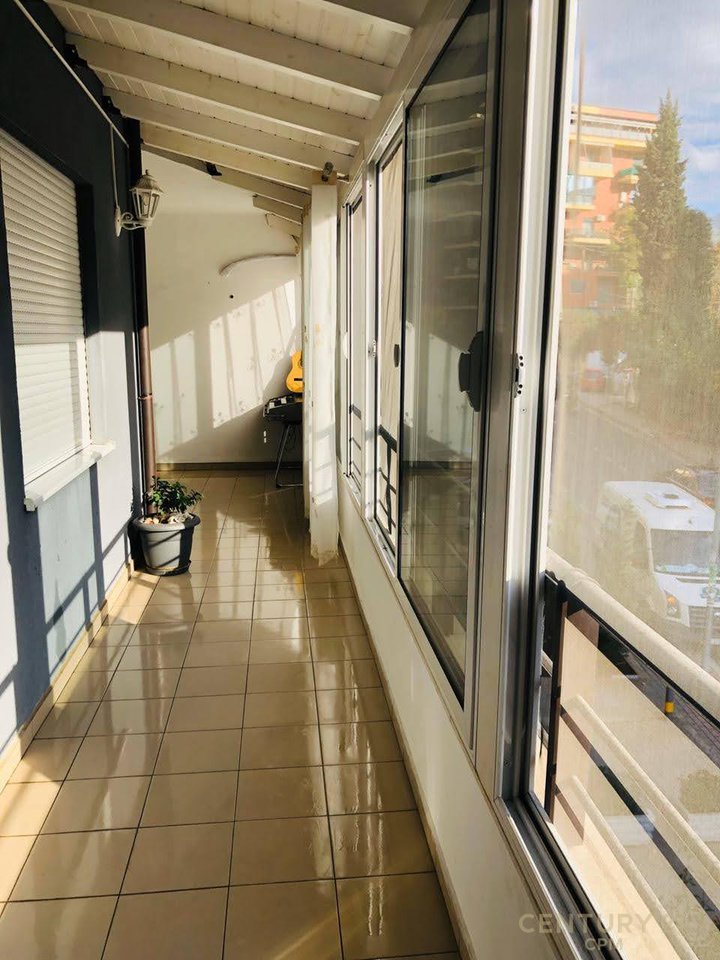 Apartament 2+1+2 Për Shitje në Fresku, Tiranë