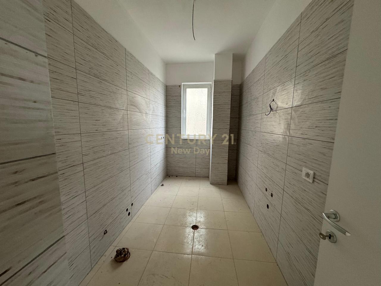 Apartament 2+1 Në Shitje në Plazh, Durrës - 82,000€ | 91.3 m²