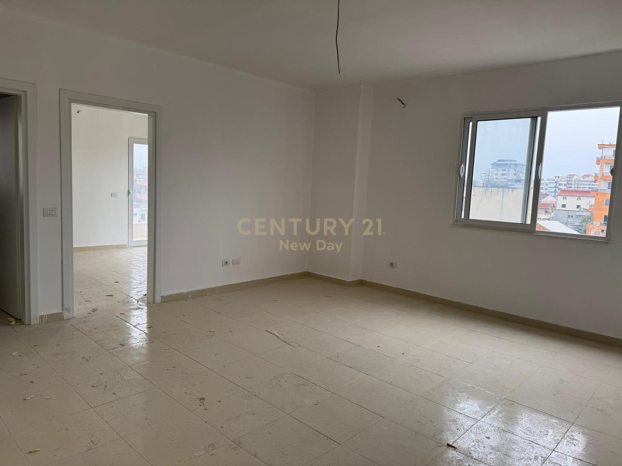 Apartament 2+1 Në Shitje në Plazh, Durrës - 82,000€ | 91.3 m²