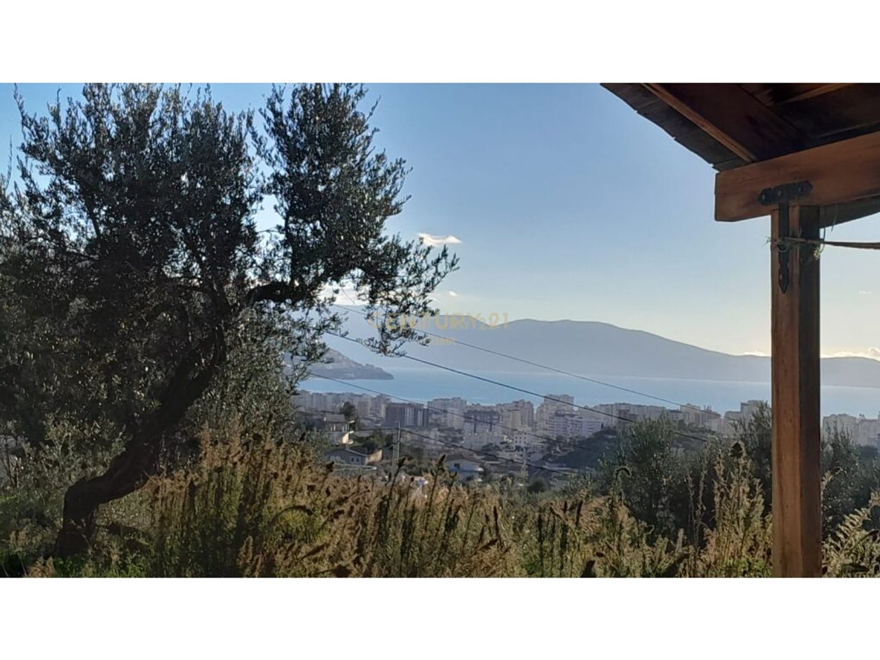 SHITET SHTËPI PRIVATE + TRUALL NË “KUZUMBABA”, VLORE