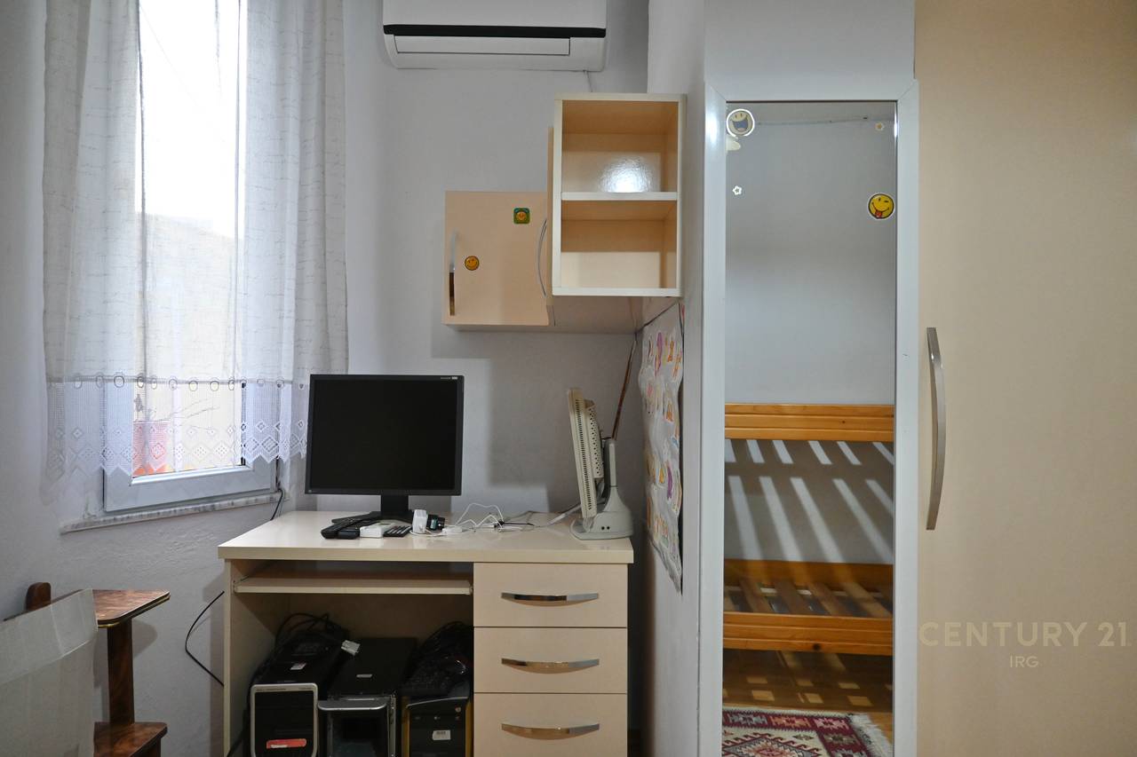 2+1 Apartment for Rent on Dibra Street