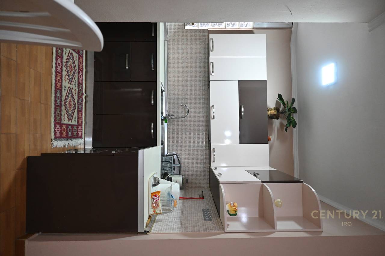 2+1 Apartment for Rent on Dibra Street