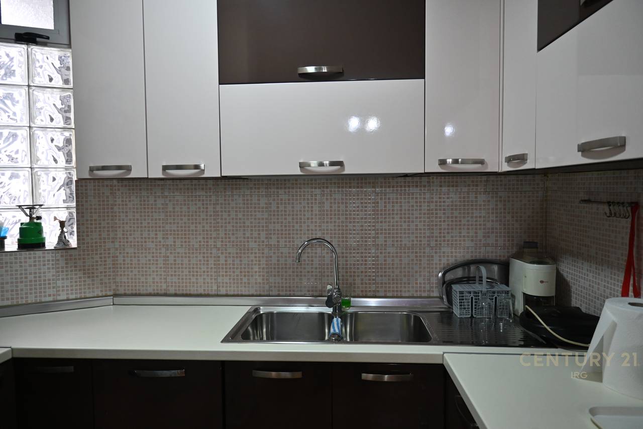 2+1 Apartment for Rent on Dibra Street