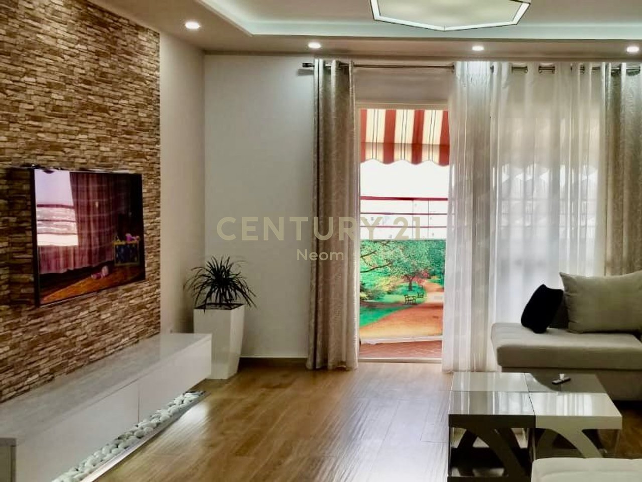 SHESIM, APARTAMENT MODERN 2+1+2 me PAMJE te VIZION ➕‼️