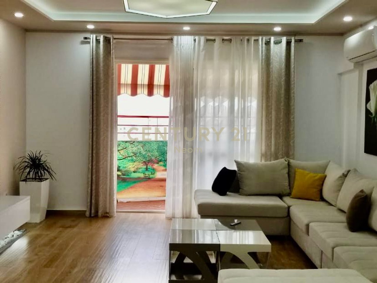 SHESIM, APARTAMENT MODERN 2+1+2 me PAMJE te VIZION ➕‼️