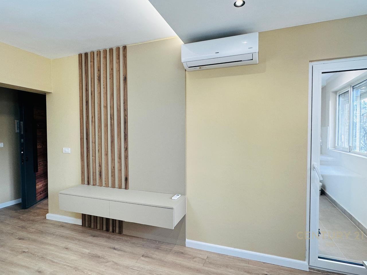 APARTAMENT 1+1 - RRUGA MUHAMET GJOLLESHA