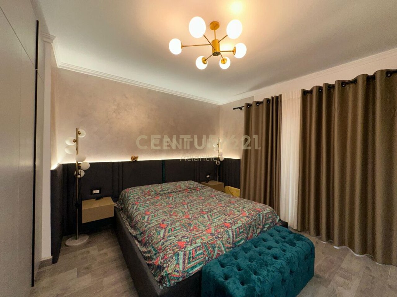 Apartament 1+1 Me Qira në Plazh Rrota e Kuqe, Durrës - 450€ | 75 m²