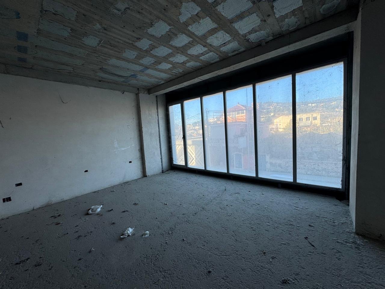 NJESI PER SHITJE PRANE SPITALIT!