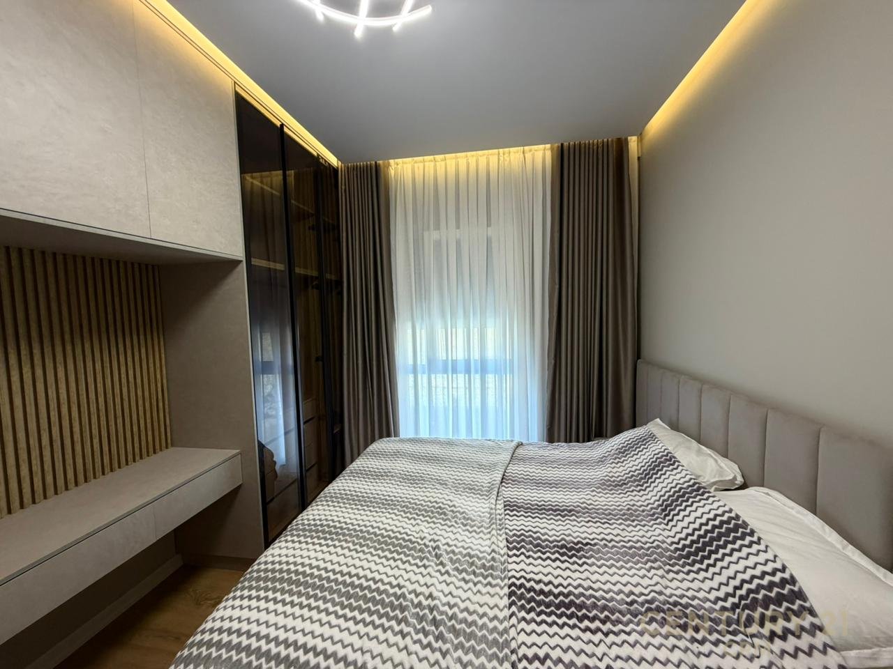 Penthouse luksoz për shitje tek Rose Garden Residence, pranë Qendrës Tregtare TEG – Tiranë