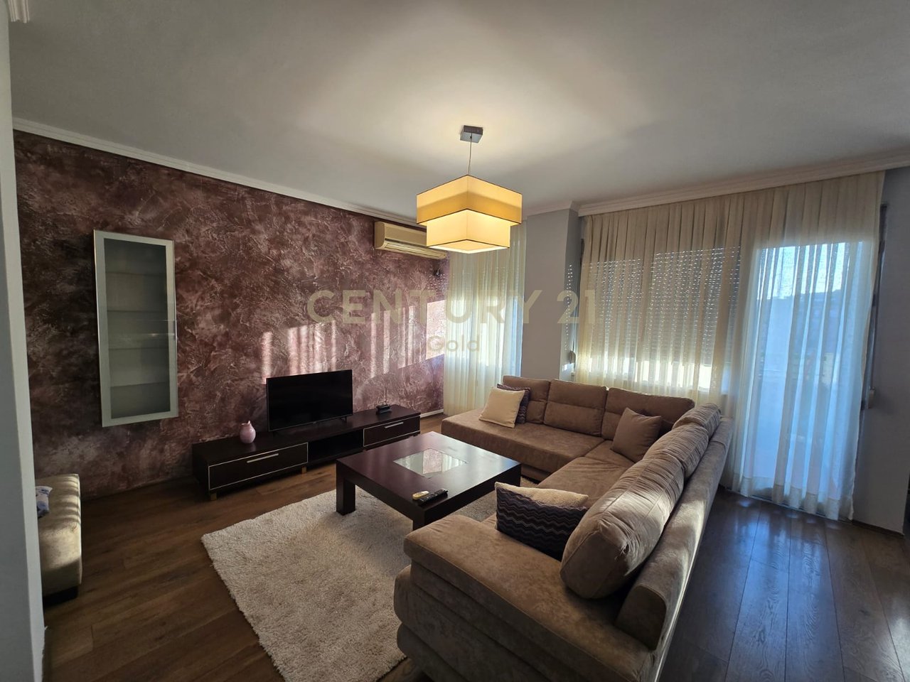 APARTAMENT 2+1+2 PER QERA TEK KOMPLEKSI HALILI!