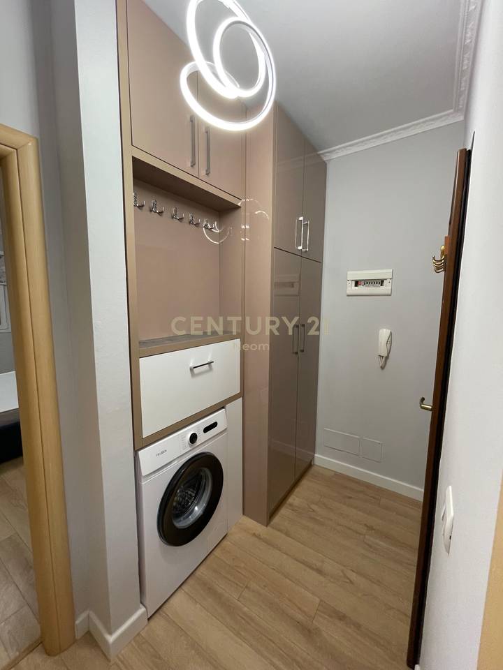 Shitet 1+1 Te Kodra e Diellit Elonora