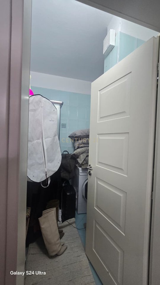 Shitet Apartament 2+1 me Pamje nga Deti në Vollga