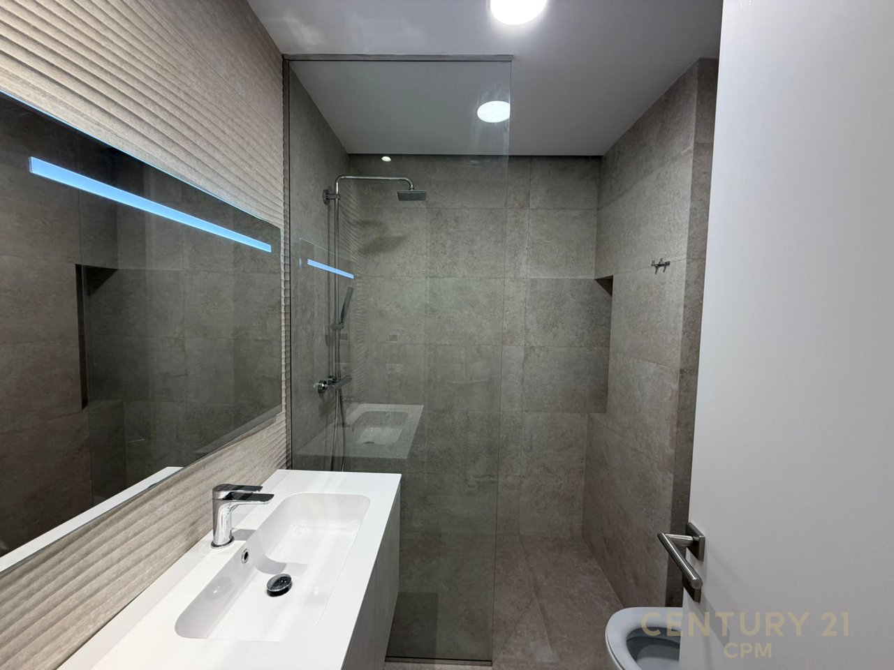 Vile moderne per qera te residenca Tuscany