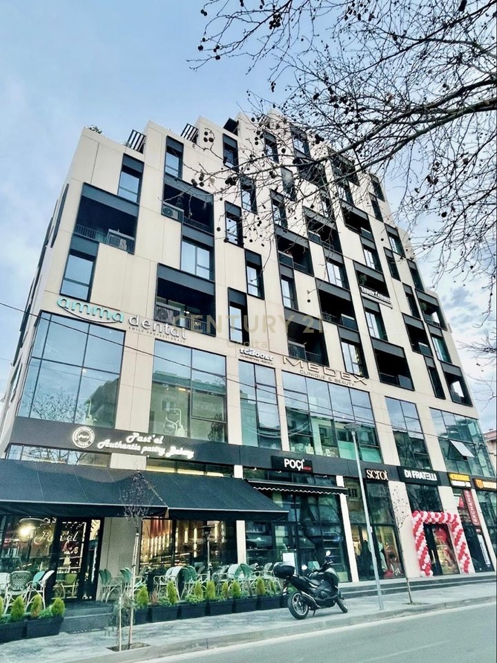 Appartamento (Ufficio) in vendita nel cuore di Myslym Shyri!