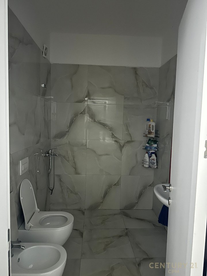 Appartamento 1+1 in affitto a Yzberisht presso Grand Gallery