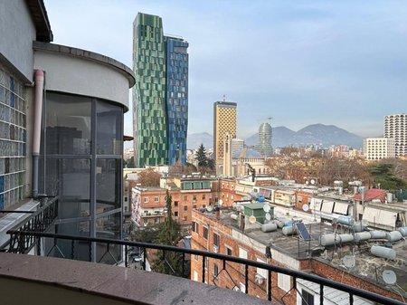 APPARTAMENTO 2+1+2 A SHALLVARET.