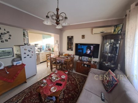 Shitet Apartament 1+1 ne Bulevardin Kryesor në Durrës !!