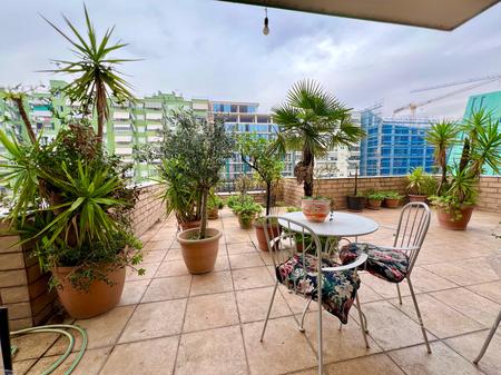 Bllok shitet apartament 2+1+2 me verandë