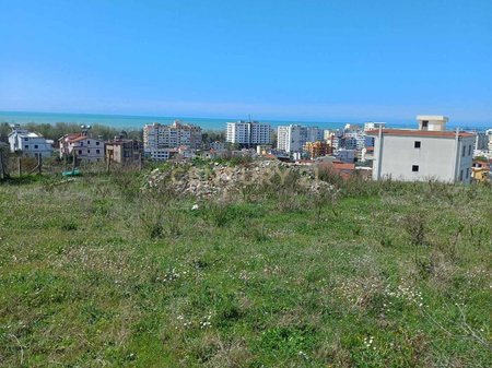 SHESIM TOKE NE ARAPAJ, DURRES