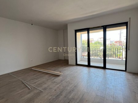 BULEVARDI I RI, SHESIM APARTAMENT 1+1