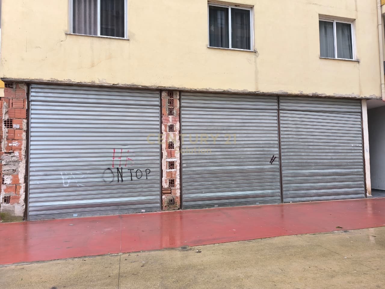 UNITÀ DI 135 m² IN AFFITTO A ASTIR!