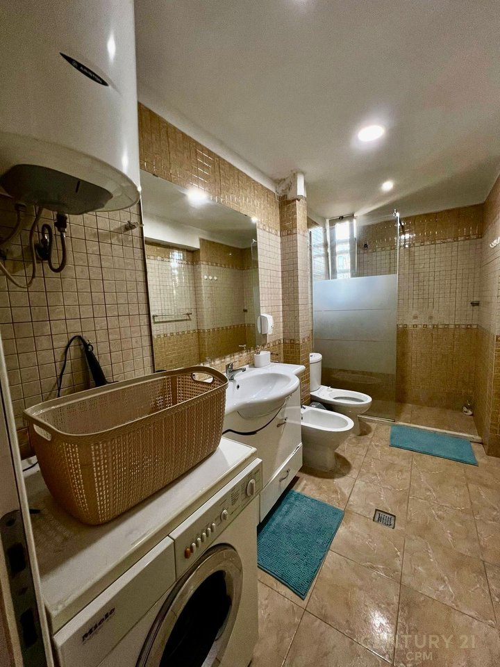 Apartament 1+1 me qira ne Qender, tek Piazza!