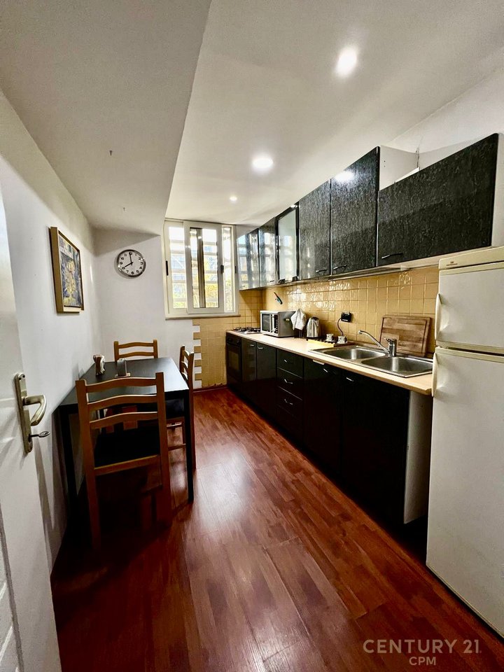 Apartament 1+1 me qira ne Qender, tek Piazza!