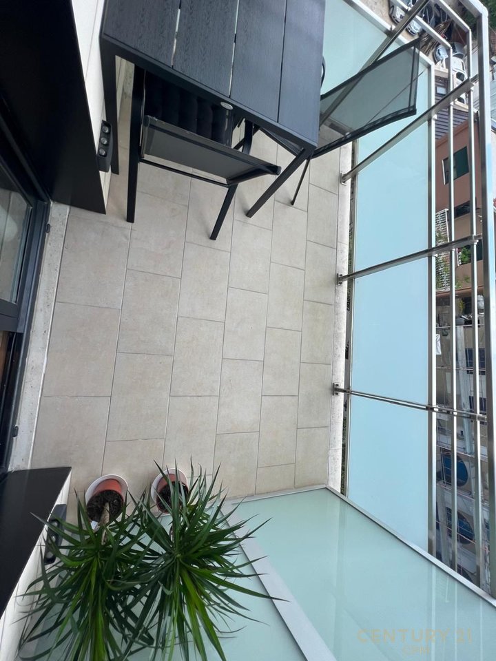 Studio Apartment for rent in the Center, beginning of Kavaja street!