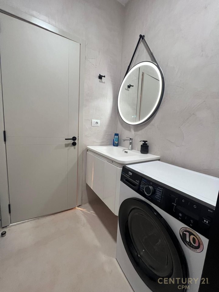 Studio Apartment for rent in the Center, beginning of Kavaja street!