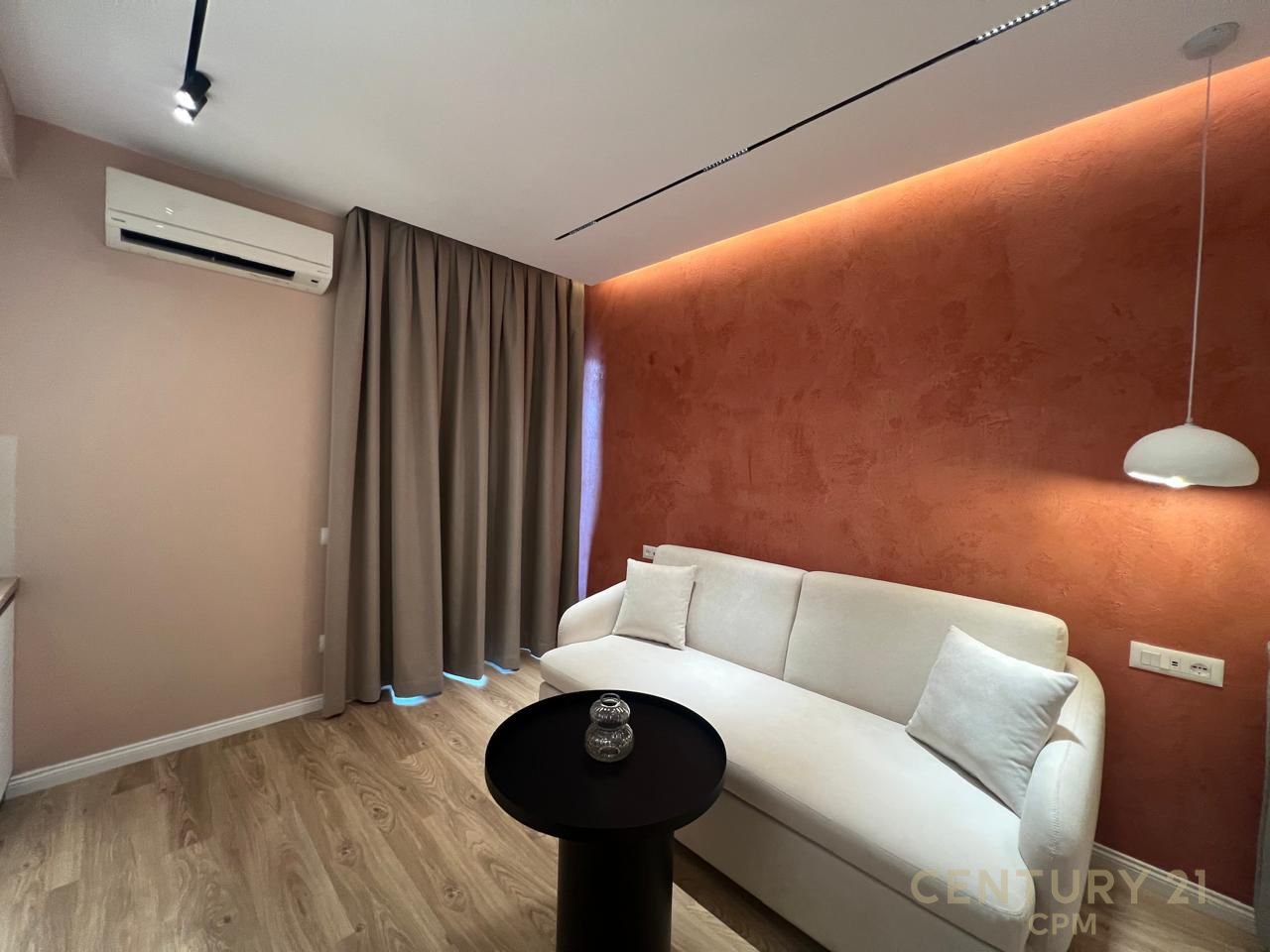 Studio Apartment for rent in the Center, beginning of Kavaja street!